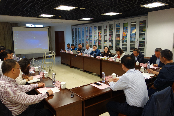 四川新华发行集团召开专题会议，贯彻落实甘霖部长重要批示
